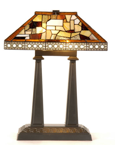 Medium to Large Traditional Tiffany Table Lamp